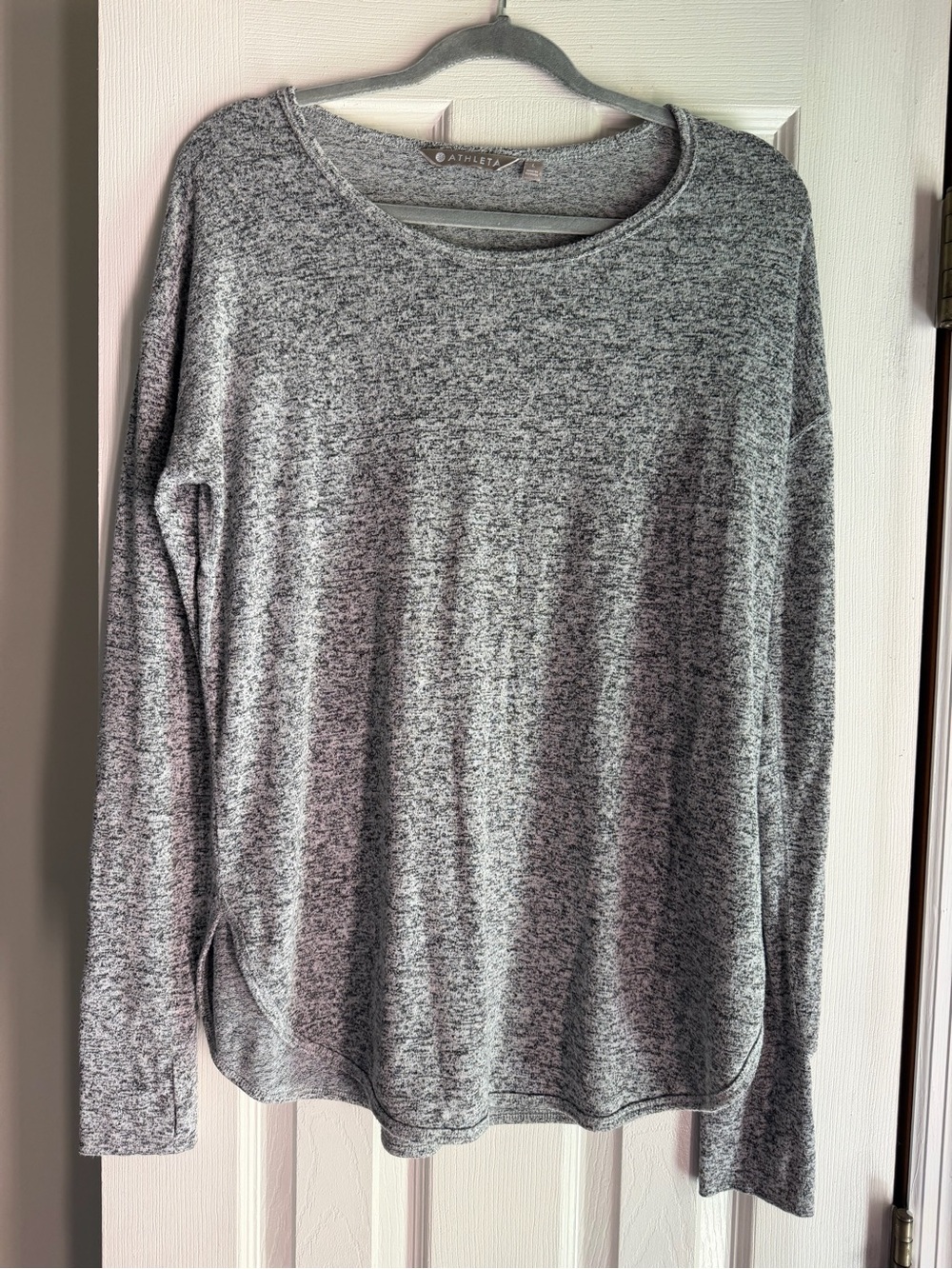 Athleta Heathered Gray Relaxed Long-Sleeve Top